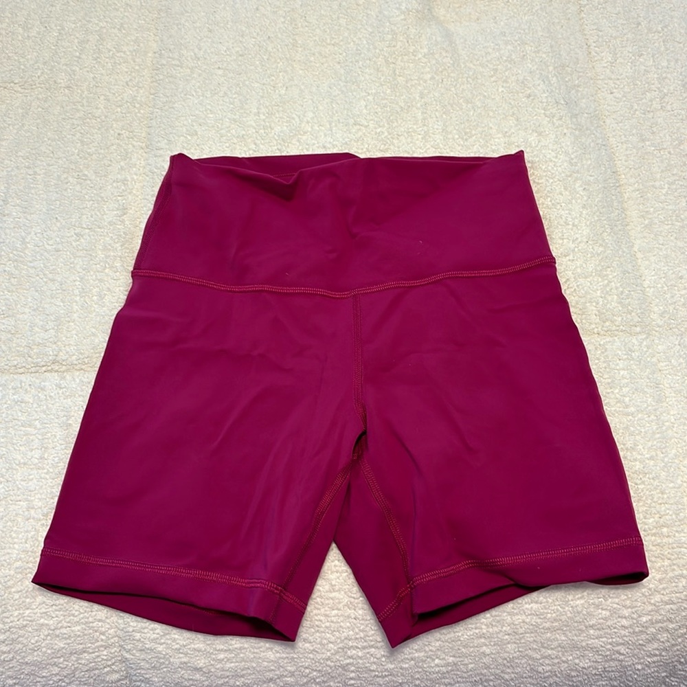 Lululemon Wunder Train Shorts